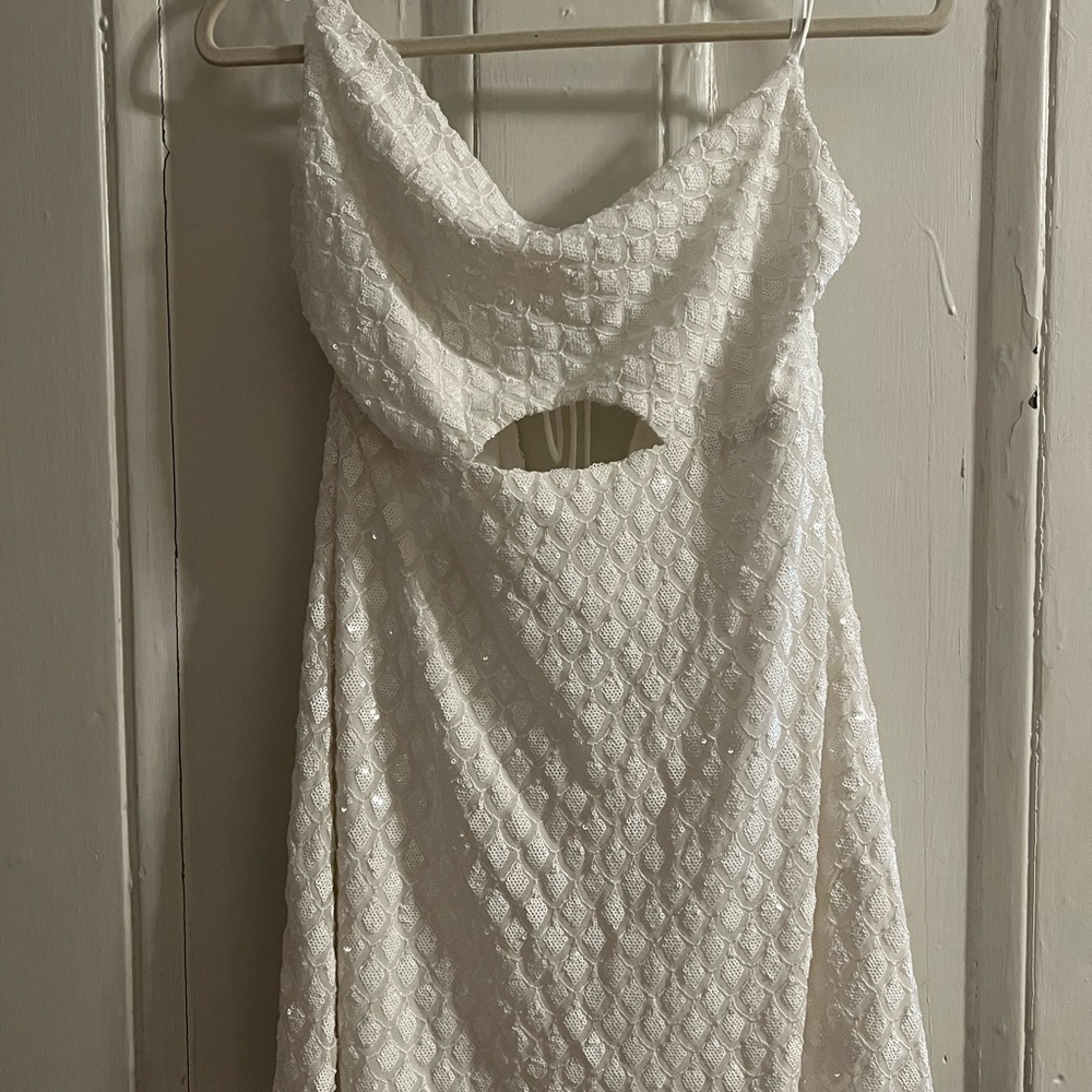 White Beaded Backless Dress - Picture 8 of 8